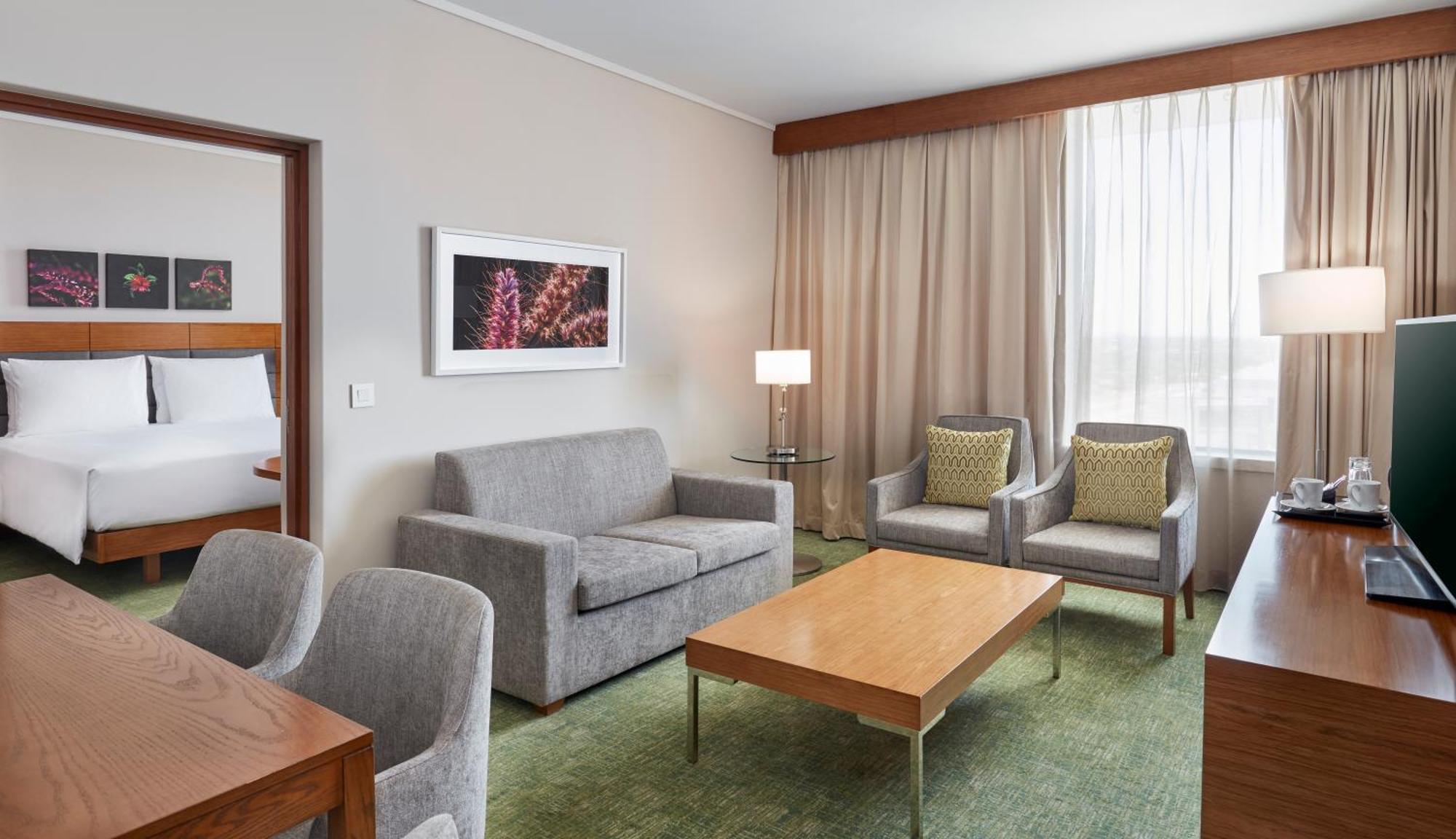 Hilton Garden Inn Gaborone, Botswana Екстериор снимка