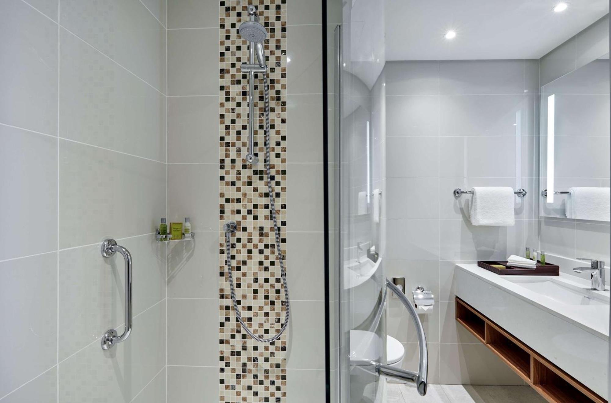 Hilton Garden Inn Gaborone, Botswana Екстериор снимка
